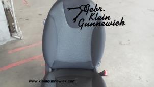 Used Seat, right Mini Mini Price € 100,00 Margin scheme offered by Gebr.Klein Gunnewiek Ho.BV