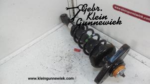 Używane Stopa amortyzatora prawy tyl Mini Mini Cena na żądanie oferowane przez Gebr.Klein Gunnewiek Ho.BV