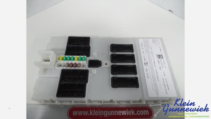 Begagnade Säkringsbox Mini Mini Pris € 138,00 Marginaltabell erbjuds av Klein Gunnewiek Autodemontage & Motorentechniek
