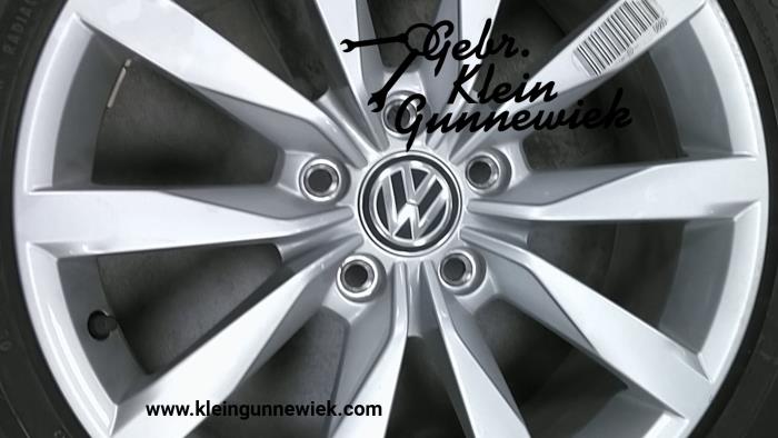 Juego de llantas de un Volkswagen Golf 2016
