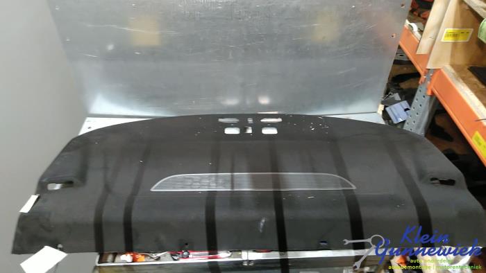Usados Repisa trasera Renault Fluence Precio € 35,00 Norma de margen ofrecido por Klein Gunnewiek Autodemontage & Motorentechniek