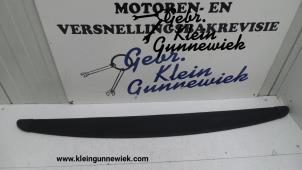 Używane Pólka tylna Volkswagen Touareg Cena na żądanie oferowane przez Gebr.Klein Gunnewiek Ho.BV