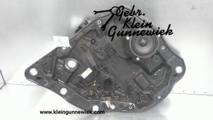 Usagé Mécanique vitre 4portes arrière gauche BMW 3-Serie Prix € 75,00 Règlement à la marge proposé par Gebr.Klein Gunnewiek Ho.BV