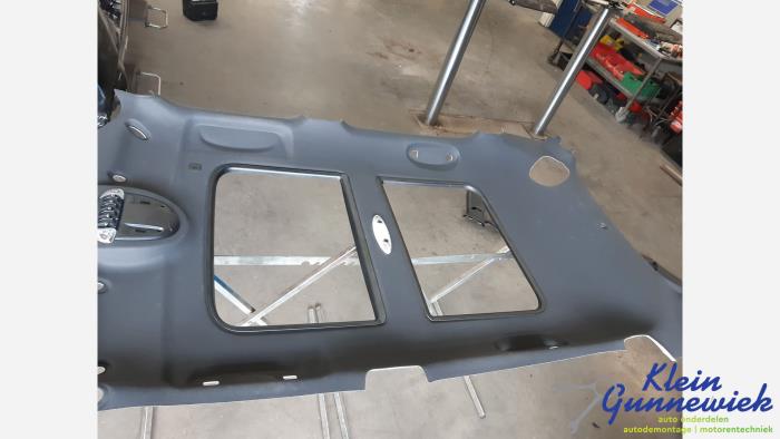 Używane Podsufitka Mini ONE Cena € 175,00 Procedura marży oferowane przez Klein Gunnewiek Autodemontage & Motorentechniek