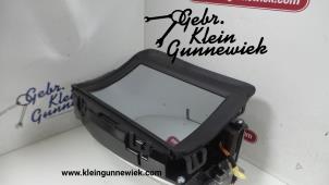 Gebrauchte Frontscheibenanzeige Audi A8 Preis € 995,00 Margenregelung angeboten von Gebr.Klein Gunnewiek Ho.BV