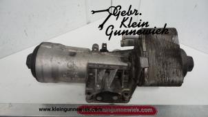 Używane Obudowa filtra oleju Volkswagen Passat Cena na żądanie oferowane przez Gebr.Klein Gunnewiek Ho.BV