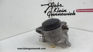 Used Oil filter housing BMW 3-Serie Price on request offered by Gebr.Klein Gunnewiek Ho.BV