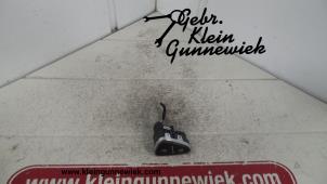 Usagé Commutateur Opel Corsa Prix sur demande proposé par Gebr.Klein Gunnewiek Ho.BV