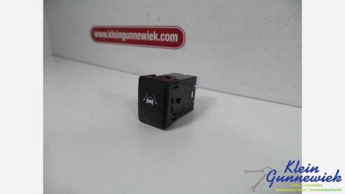 Usados Interruptor Nissan X-Trail Precio € 20,00 Norma de margen ofrecido por Klein Gunnewiek Autodemontage & Motorentechniek