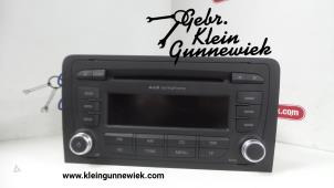 Używane Radioodtwarzacz CD Audi A3 Cena na żądanie oferowane przez Gebr.Klein Gunnewiek Ho.BV