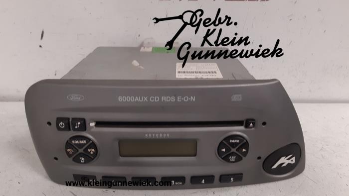 Radio CD player from a Ford KA 2008