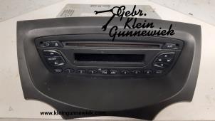 Usagé Radio/Lecteur CD Ford KA Prix € 50,00 Règlement à la marge proposé par Gebr.Klein Gunnewiek Ho.BV