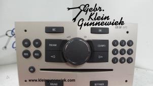Używane Radioodtwarzacz CD Opel Astra Cena € 55,00 Procedura marży oferowane przez Gebr.Klein Gunnewiek Ho.BV