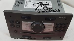 Usagé Radio/Lecteur CD Opel Astra Prix € 65,00 Règlement à la marge proposé par Gebr.Klein Gunnewiek Ho.BV