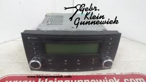 Gebrauchte Radio CD Spieler Volkswagen Touareg Preis auf Anfrage angeboten von Gebr.Klein Gunnewiek Ho.BV