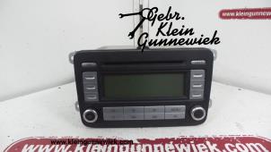 Usagé Radio/Lecteur CD Volkswagen Golf Prix € 60,00 Règlement à la marge proposé par Gebr.Klein Gunnewiek Ho.BV