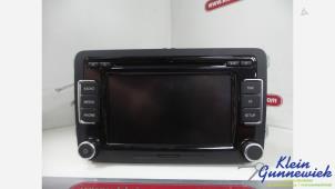 Used Radio CD player Volkswagen Golf Price € 125,00 Margin scheme offered by Klein Gunnewiek Autodemontage & Motorentechniek