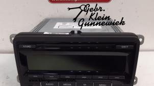 Used Radio CD player Volkswagen Golf Price € 75,00 Margin scheme offered by Gebr.Klein Gunnewiek Ho.BV