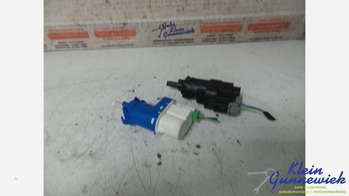 Używane Przelacznik Ford B-Max Cena € 10,00 Procedura marży oferowane przez Klein Gunnewiek Autodemontage & Motorentechniek