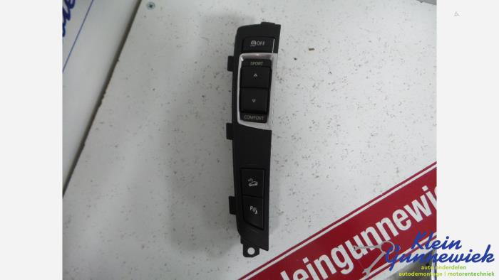 Używane Przelacznik BMW 5-Serie Cena € 29,00 Procedura marży oferowane przez Klein Gunnewiek Autodemontage & Motorentechniek