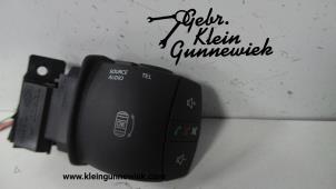 Gebrauchte Schalter Renault Master Preis auf Anfrage angeboten von Gebr.Klein Gunnewiek Ho.BV