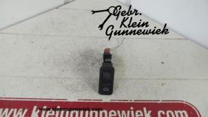 Used Switch Peugeot 206 Price on request offered by Gebr.Klein Gunnewiek Ho.BV