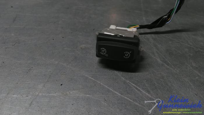Usagé Commodo Renault Modus Prix € 20,00 Règlement à la marge proposé par Klein Gunnewiek Autodemontage & Motorentechniek