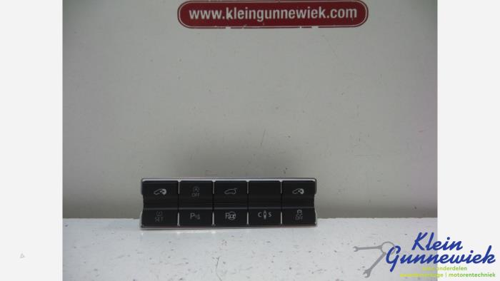Używane Przelacznik Volkswagen Sharan Cena € 28,00 Procedura marży oferowane przez Klein Gunnewiek Autodemontage & Motorentechniek