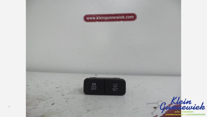 Używane Przelacznik Volkswagen E-Up Cena € 20,00 Procedura marży oferowane przez Klein Gunnewiek Autodemontage & Motorentechniek