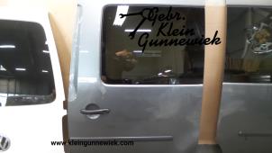 Gebrauchte Schiebetür links Volkswagen Caddy Preis € 100,00 Margenregelung angeboten von Gebr.Klein Gunnewiek Ho.BV