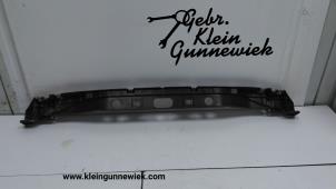 Gebrauchte Stoßstangenteil Mitte vorne BMW Z4 Preis € 30,00 Margenregelung angeboten von Gebr.Klein Gunnewiek Ho.BV
