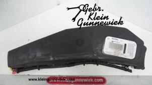 Gebrauchte Seitenairbag Renault Laguna Preis auf Anfrage angeboten von Gebr.Klein Gunnewiek Ho.BV