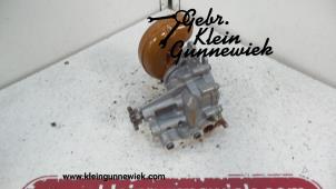 Used Oil pump Renault Clio Price on request offered by Gebr.Klein Gunnewiek Ho.BV