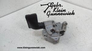 Used Oil pump Audi A6 Price on request offered by Gebr.Klein Gunnewiek Ho.BV