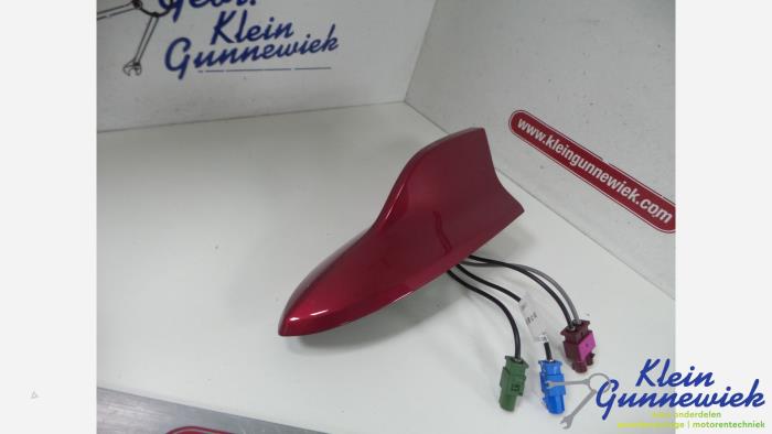 Begagnade GPS-antenn MG EHS Pris € 50,00 Marginaltabell erbjuds av Klein Gunnewiek Autodemontage & Motorentechniek