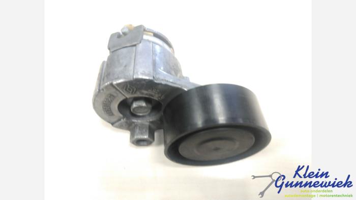 Usados Rodillo tensor correa múltiple Renault Scenic Precio € 19,00 Norma de margen ofrecido por Klein Gunnewiek Autodemontage & Motorentechniek