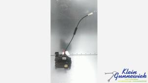 Usados Mecanismo de cerradura de puerta de 4 puertas derecha detrás Opel Corsa Precio € 20,00 Norma de margen ofrecido por Klein Gunnewiek Autodemontage & Motorentechniek