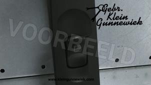 Used Electric window switch Mercedes Sprinter Price € 25,00 Margin scheme offered by Gebr.Klein Gunnewiek Ho.BV