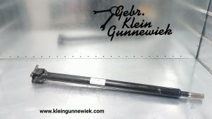 Usagé Arbre intermédiaire pour 4x4 BMW 3-Serie Prix € 300,00 Règlement à la marge proposé par Gebr.Klein Gunnewiek Ho.BV