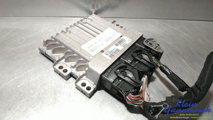 Used Injection computer Renault Scenic Price € 63,00 Margin scheme offered by Klein Gunnewiek Autodemontage & Motorentechniek
