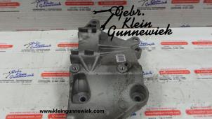 Used Alternator lower bracket Renault Scenic Price on request offered by Gebr.Klein Gunnewiek Ho.BV