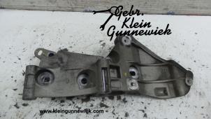 Used Alternator lower bracket Renault Megane Scenic Price on request offered by Gebr.Klein Gunnewiek Ho.BV