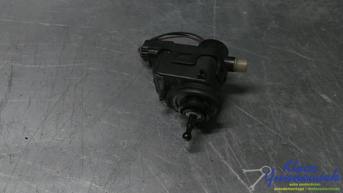 Gebrauchte Scheinwerfermotor Renault Megane Scenic Preis € 15,00 Margenregelung angeboten von Klein Gunnewiek Autodemontage & Motorentechniek