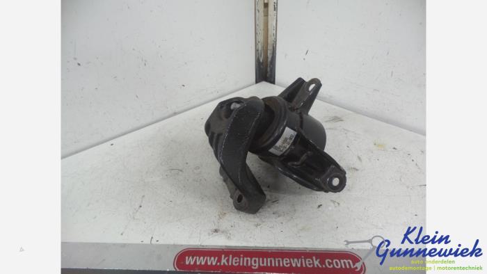 Used Engine mount Kia Ceed Price € 45,00 Margin scheme offered by Klein Gunnewiek Autodemontage & Motorentechniek