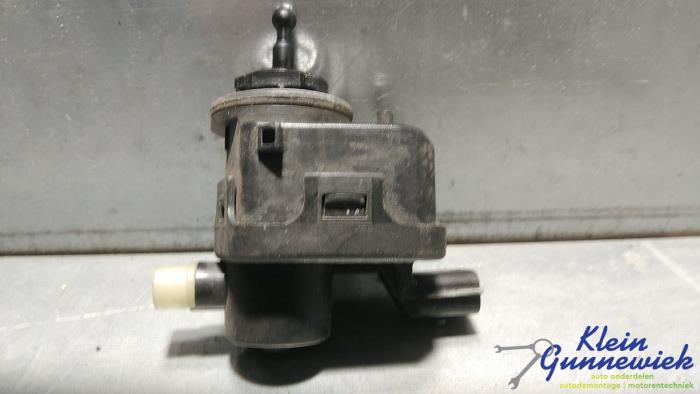 Gebrauchte Scheinwerfermotor Renault Megane Scenic Preis € 15,00 Margenregelung angeboten von Klein Gunnewiek Autodemontage & Motorentechniek