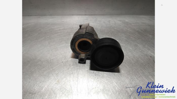 Usados Rodillo tensor correa múltiple Renault Scenic Precio € 19,00 Norma de margen ofrecido por Klein Gunnewiek Autodemontage & Motorentechniek