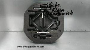 Used Tool set Kia Picanto Price € 35,00 Margin scheme offered by Gebr.Klein Gunnewiek Ho.BV