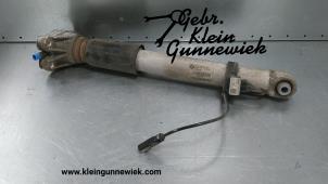 Used Rear shock absorber, left BMW 3-Serie Price € 195,00 Margin scheme offered by Gebr.Klein Gunnewiek Ho.BV