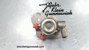 Usados Bomba de gasolina mecánica BMW 3-Serie Precio € 150,00 Norma de margen ofrecido por Gebr.Klein Gunnewiek Ho.BV
