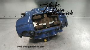 Used Front brake calliper, right BMW 4-Serie Price € 295,00 Margin scheme offered by Gebr.Klein Gunnewiek Ho.BV
